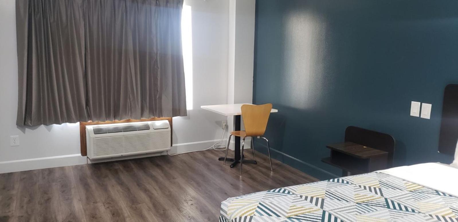 Motel 6-Hesperia, Ca - West Main Street I-15 ภายนอก รูปภาพ
